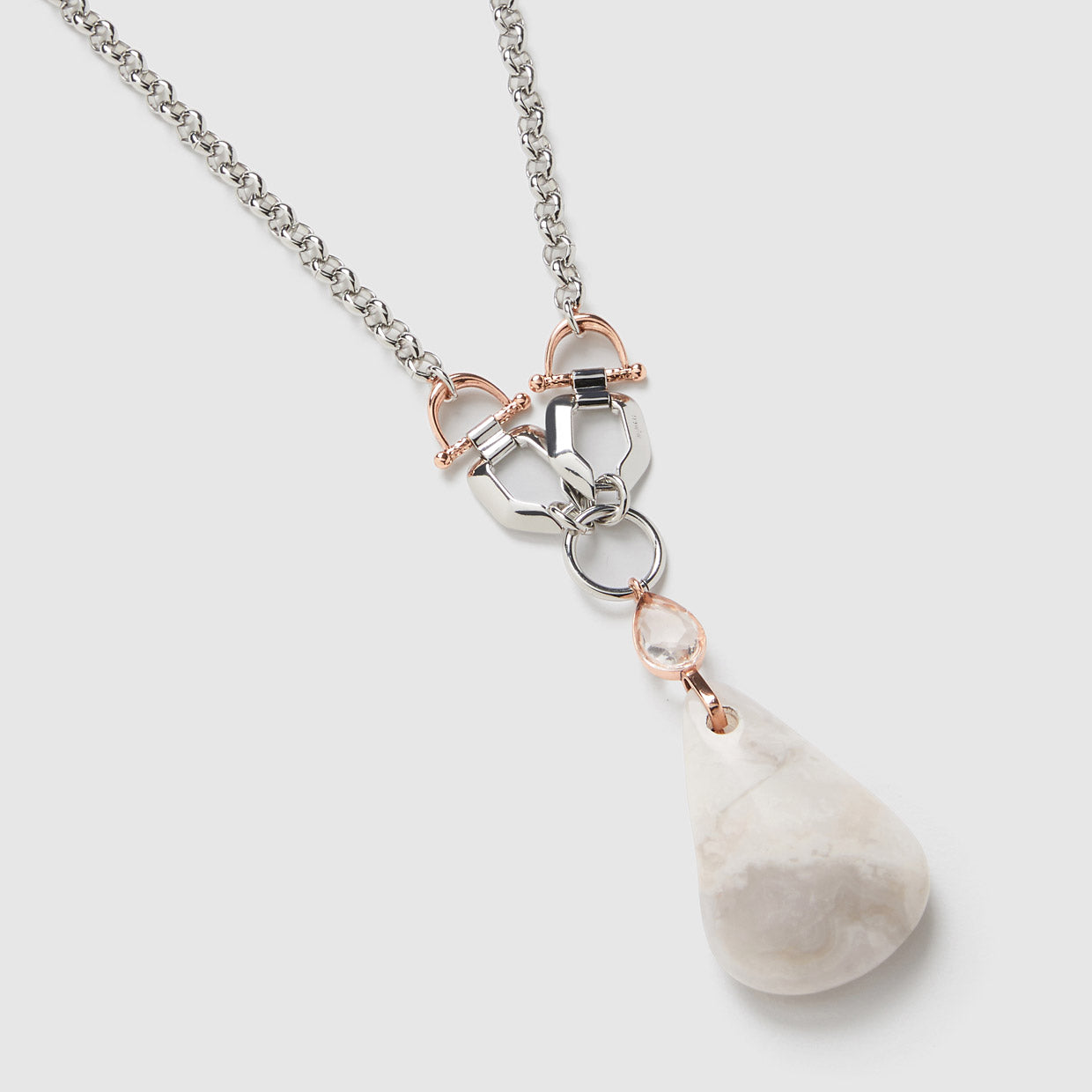 AMULET PENDANT NECKLACE - Porcelain