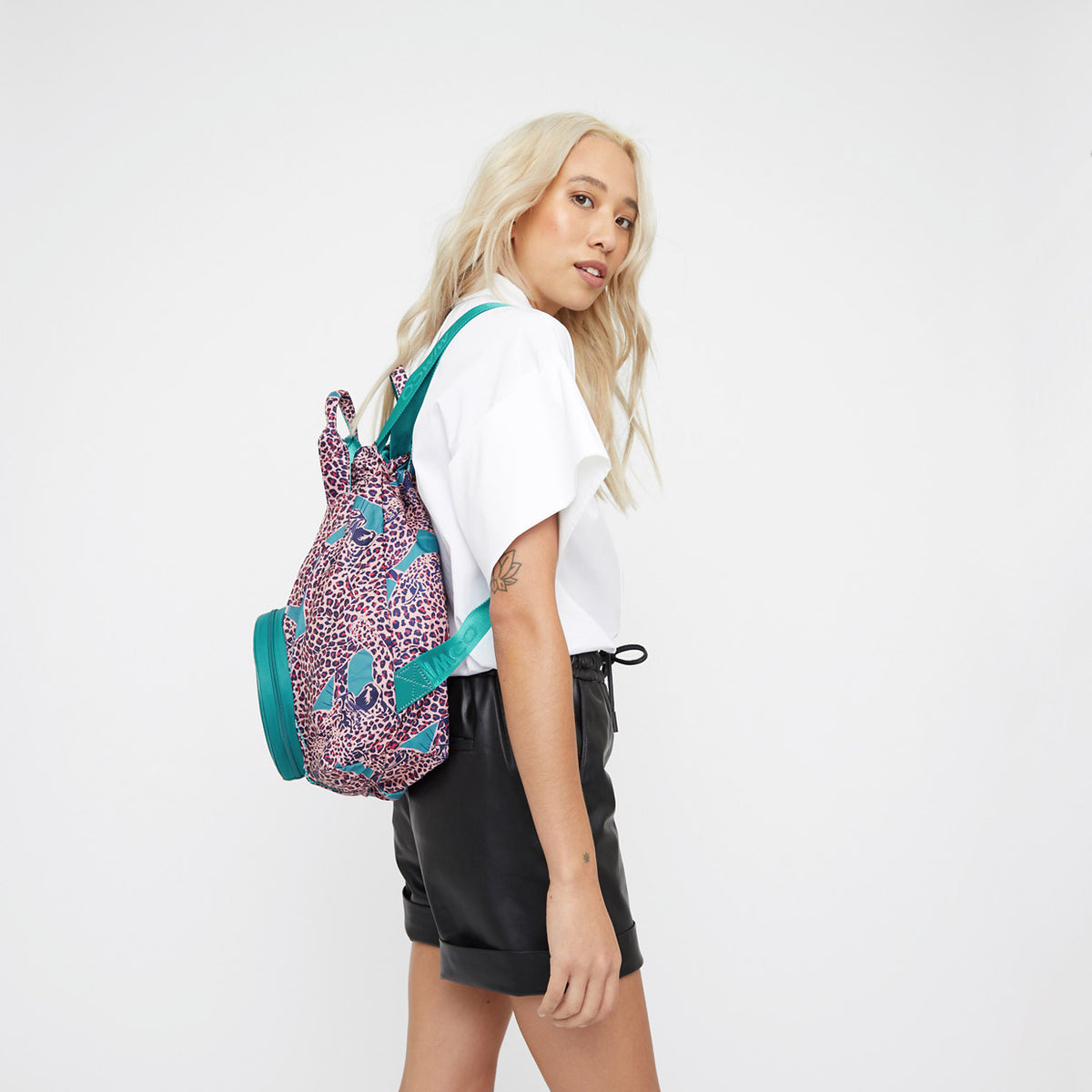 SERENITY PACKABLE BACKPACK - Wild Tribe Print