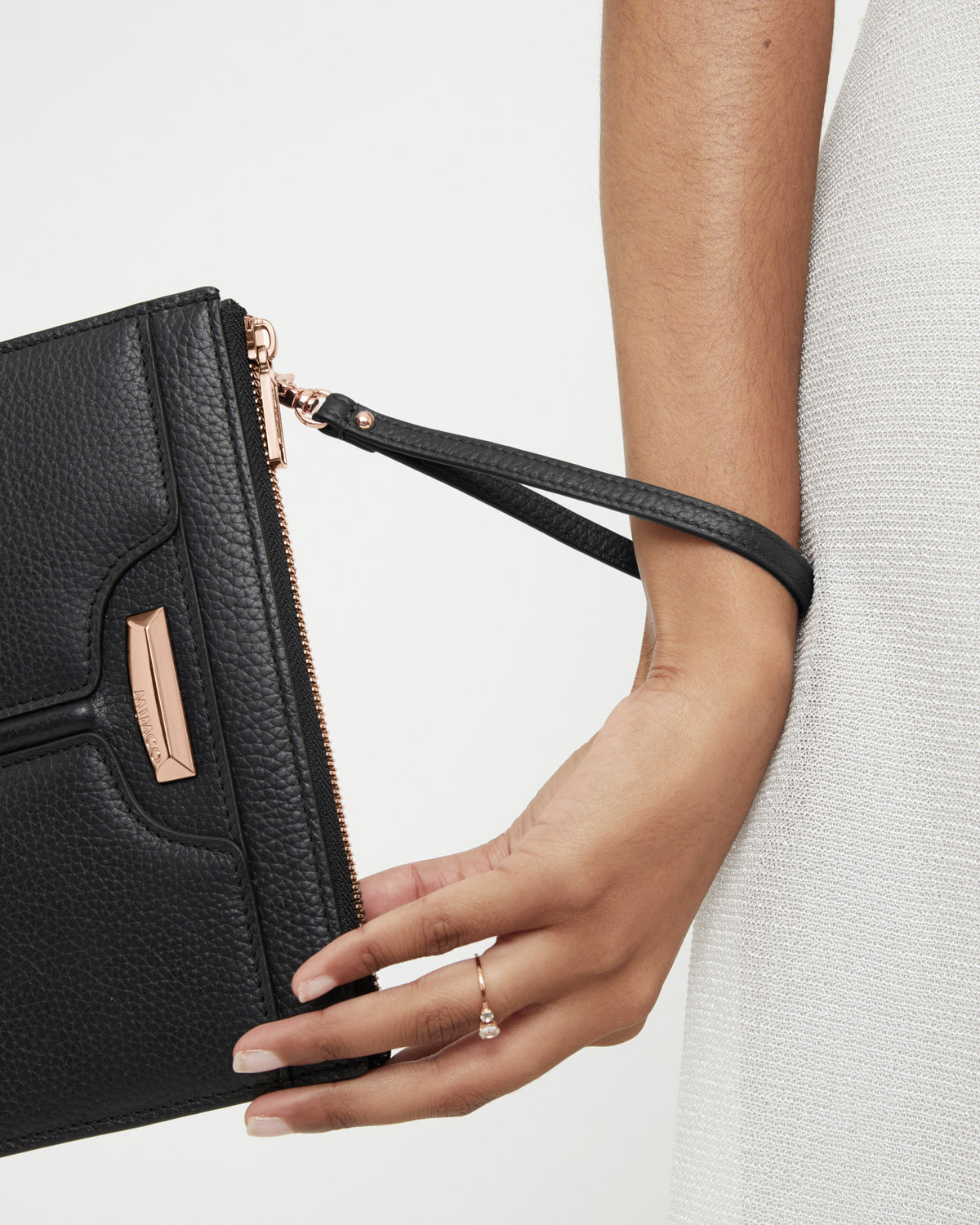 Link Wrist Strap - Black Rose Gold