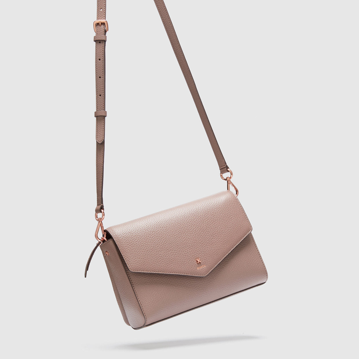 D-VINE CROSS BODY BAG - Balsa