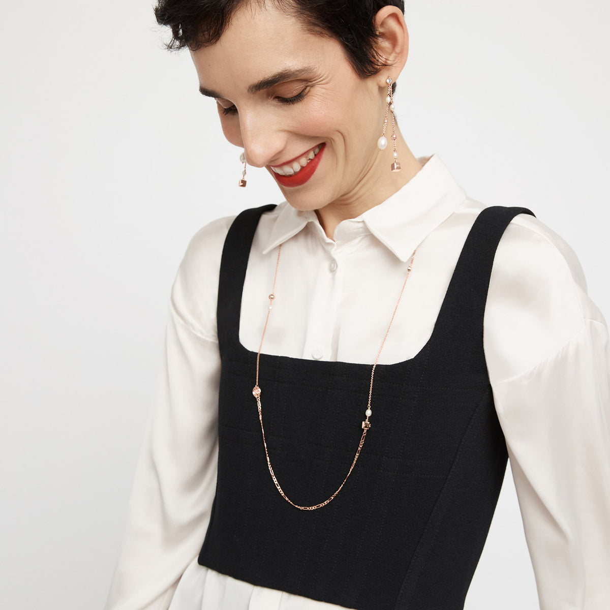 mim-charmed long necklace - Rose Gold