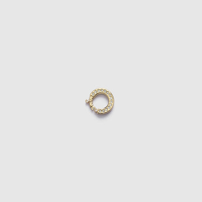 ornate stud earring - Gold