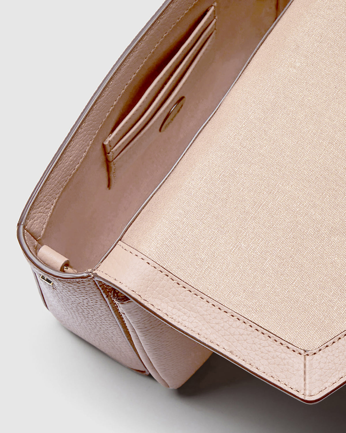 D-Vine Crossbody Bag - Almond