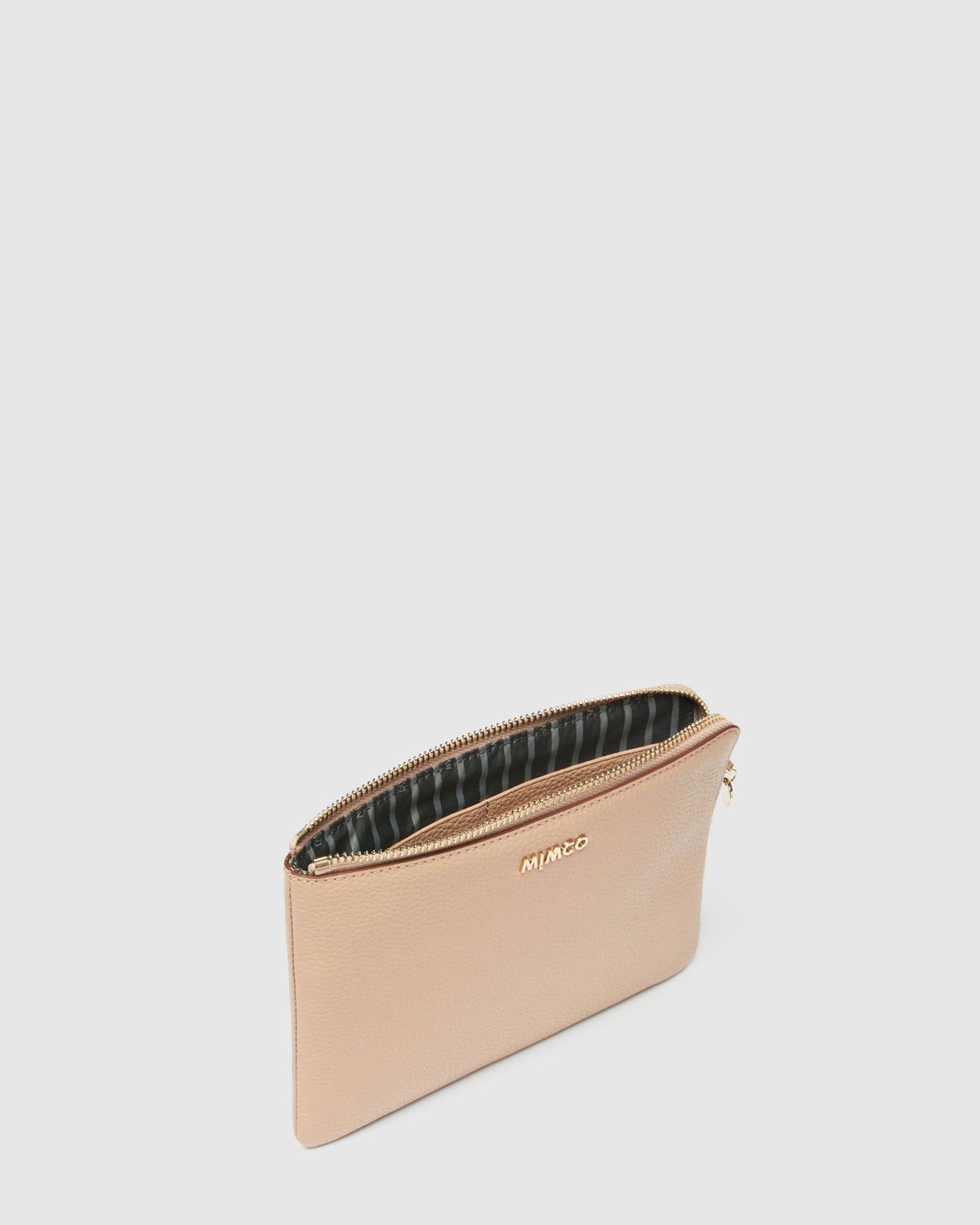 Classico Medium Pouch - Almond