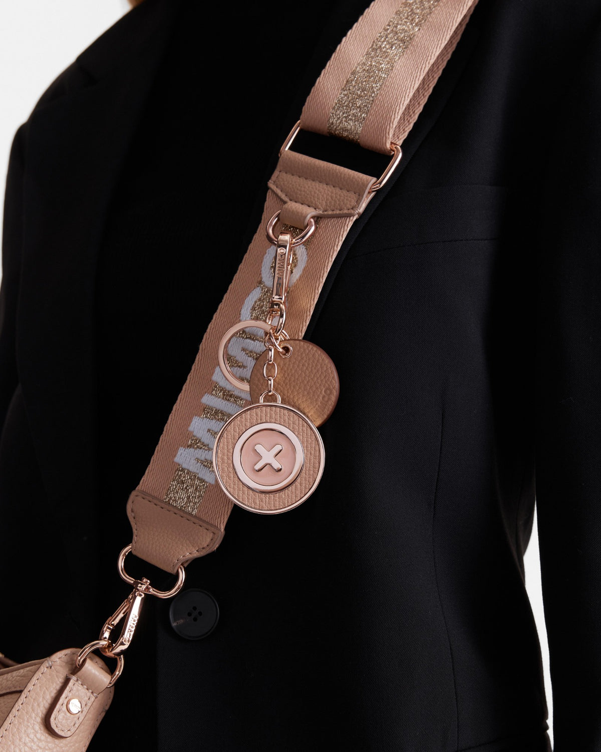 D-Vine Keyring - Almond