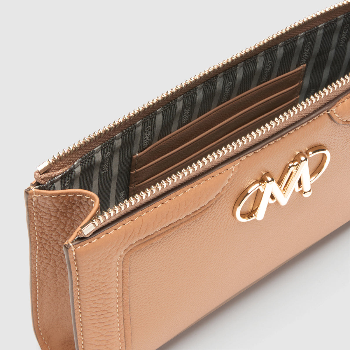 Unite Medium Pouch - Caramel