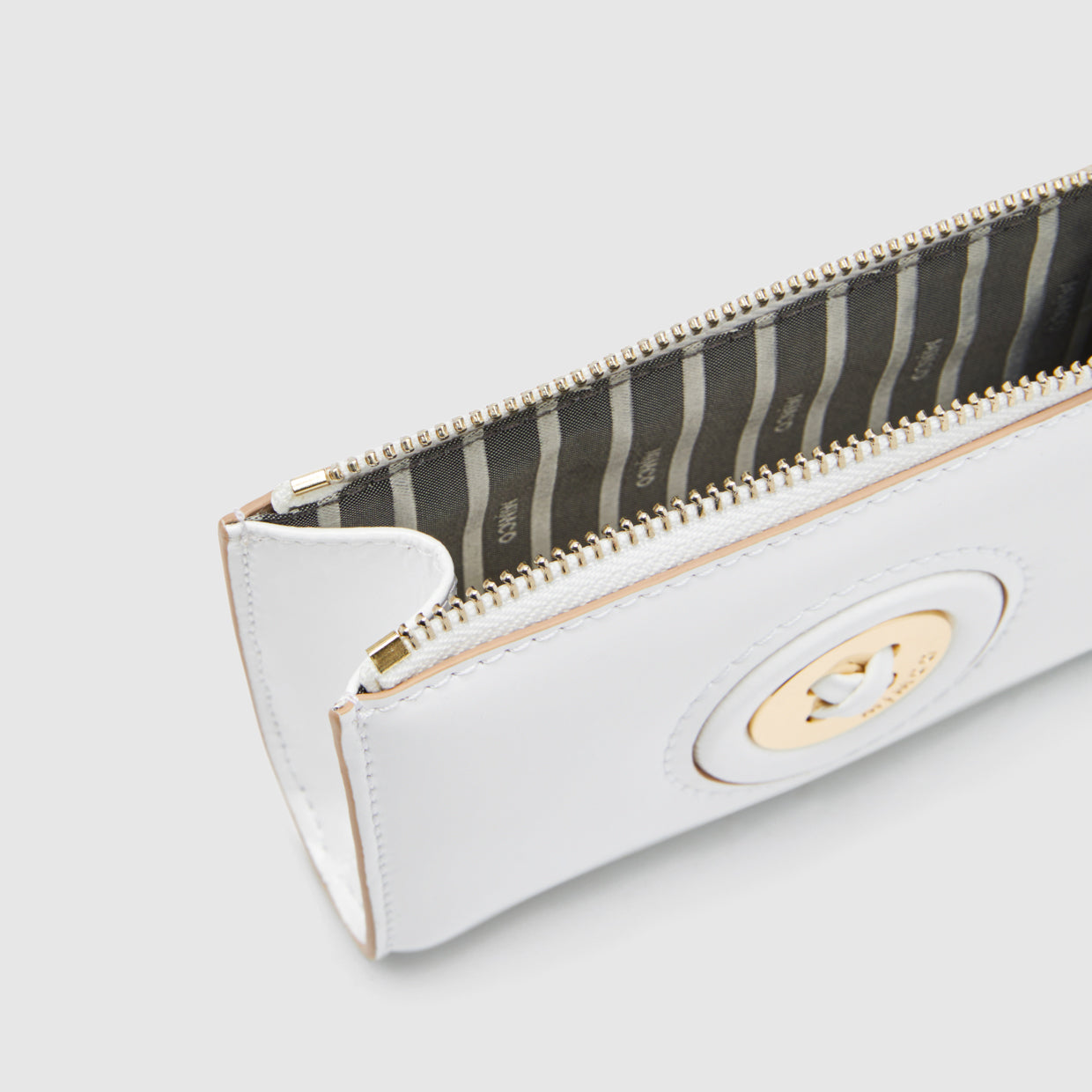 Mim-Mazing Pouch - White
