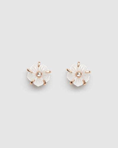 Heirloom Stud Earrings - Pearl