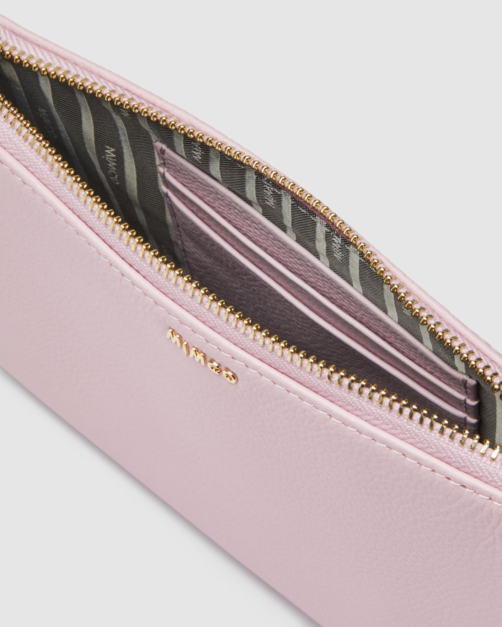 Classico Shoulder Bag - Foundation