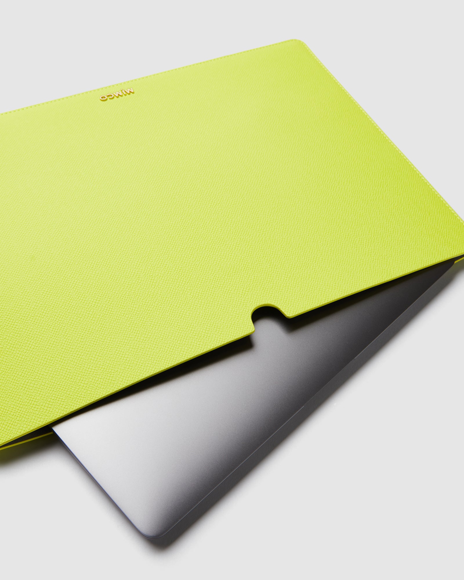 Classico 16-Inch Laptop Slip Case - Acid Lime