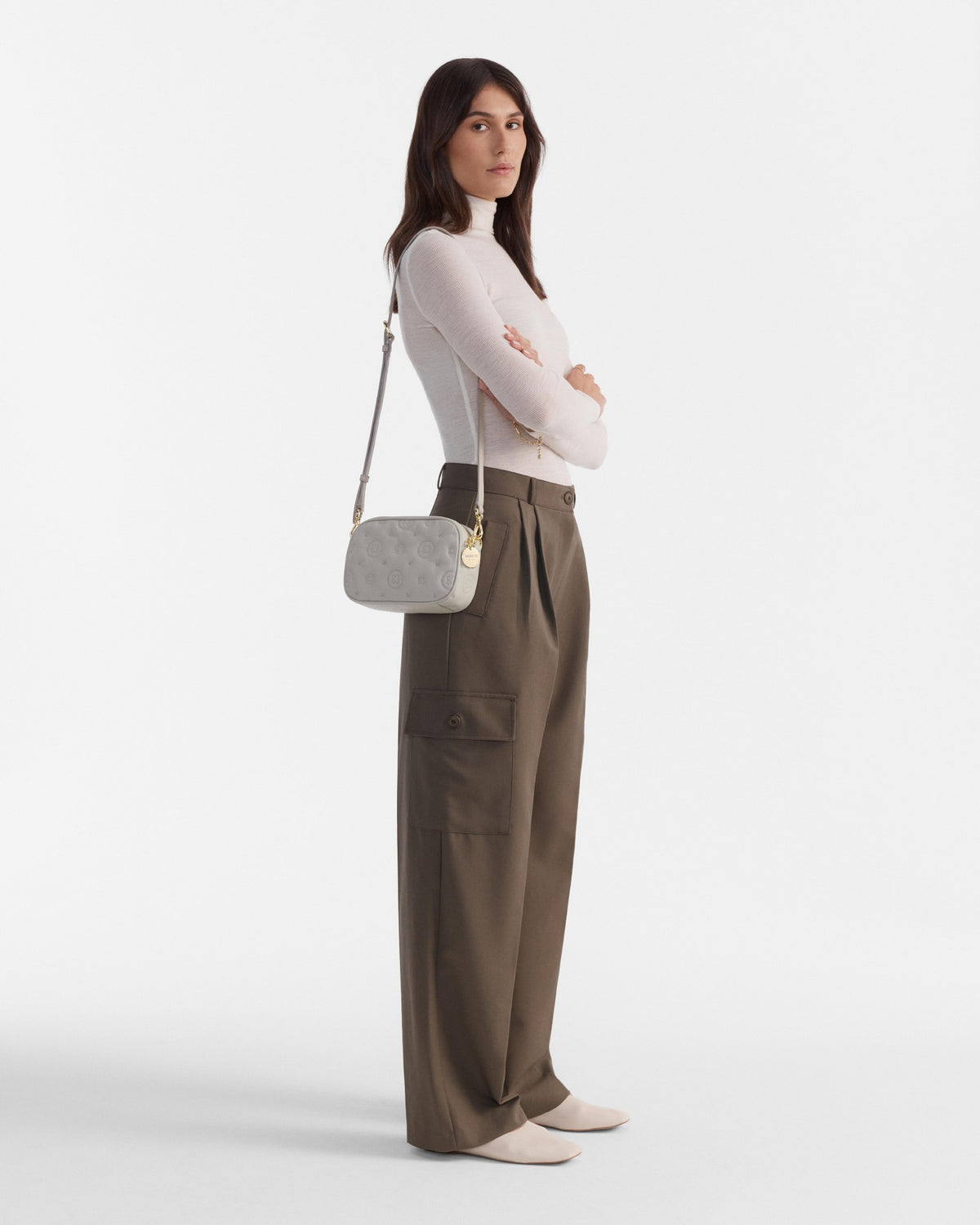 Flashback Leather Crossbody Bag - Oyster
