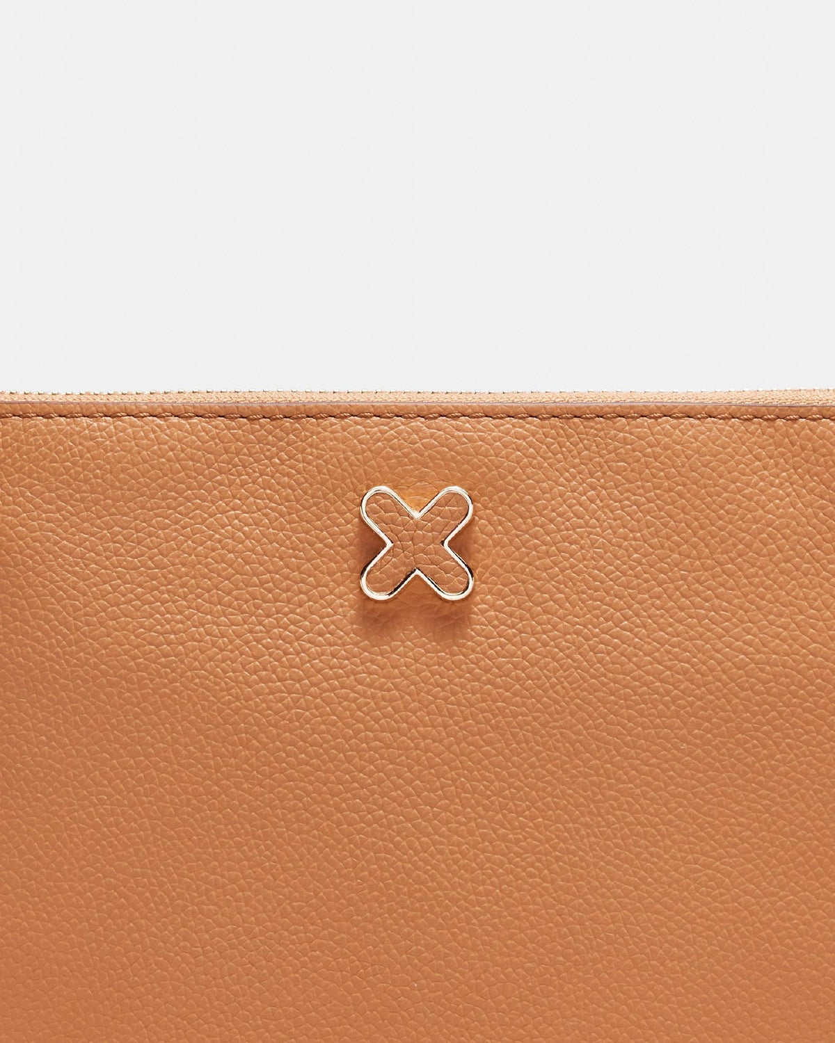 Hendrix Medium Pouch - Caramel