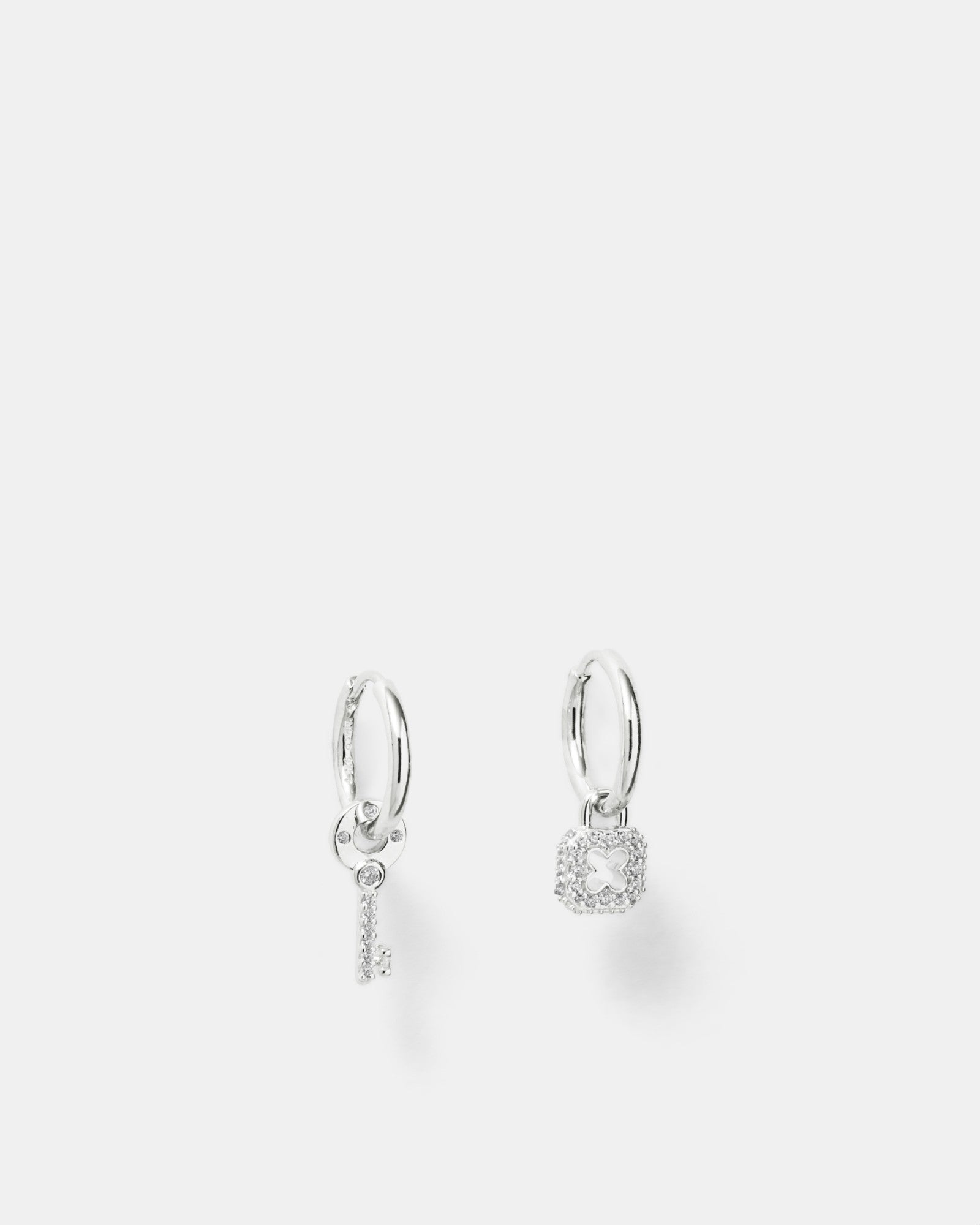 Mimkey Hoop Earrings - Silver
