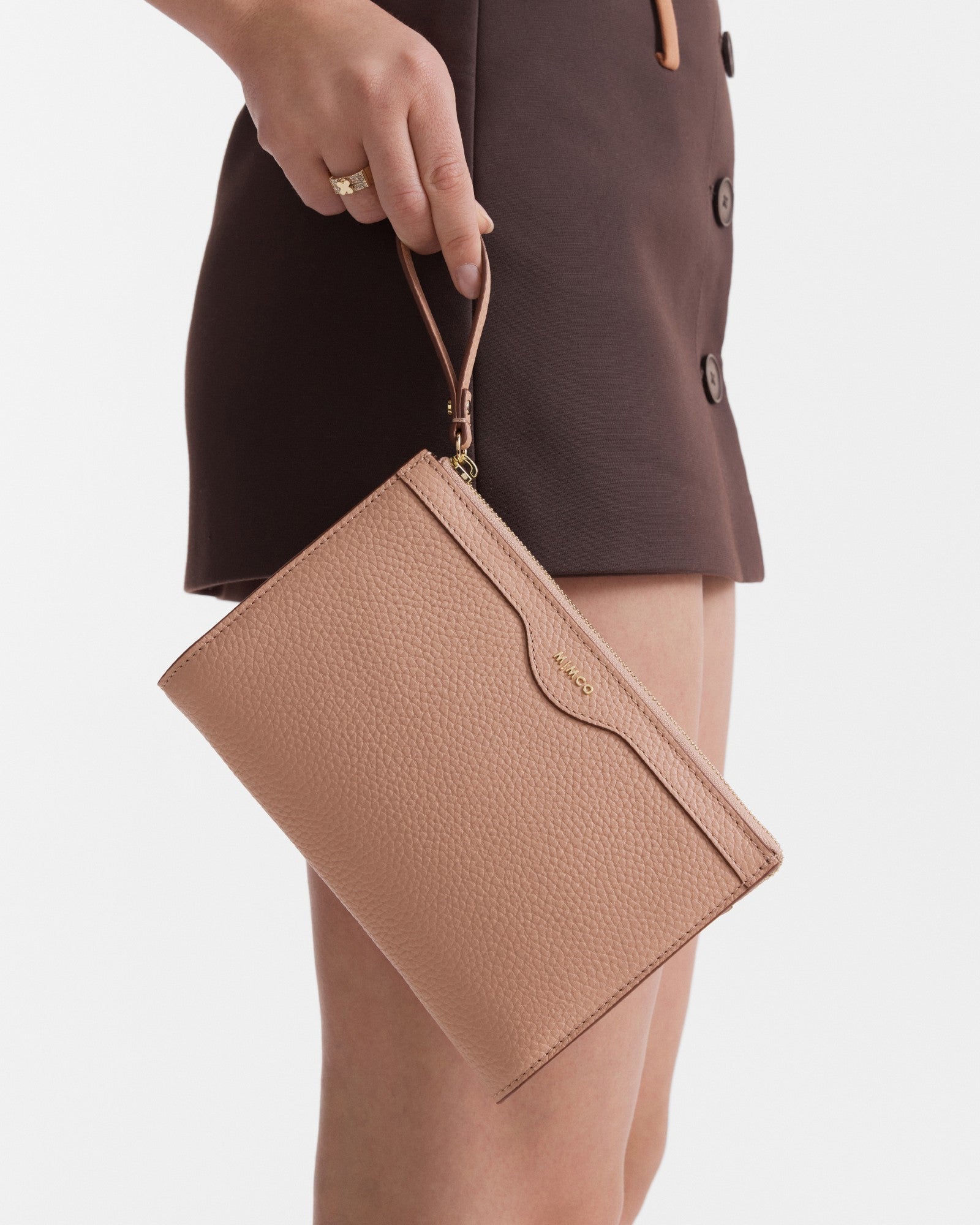 Jett Medium Pouch - Almond