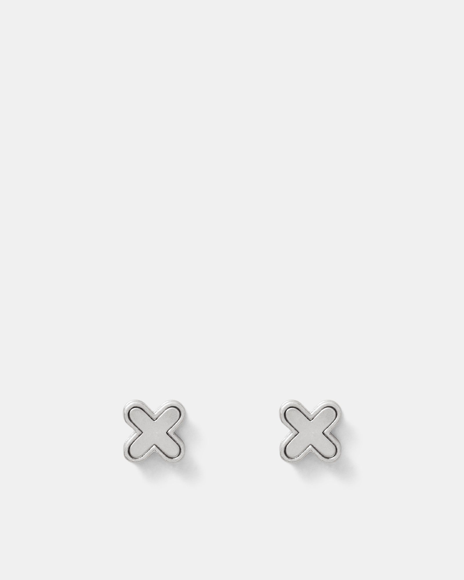 Dreamy Stud Earrings - Silver