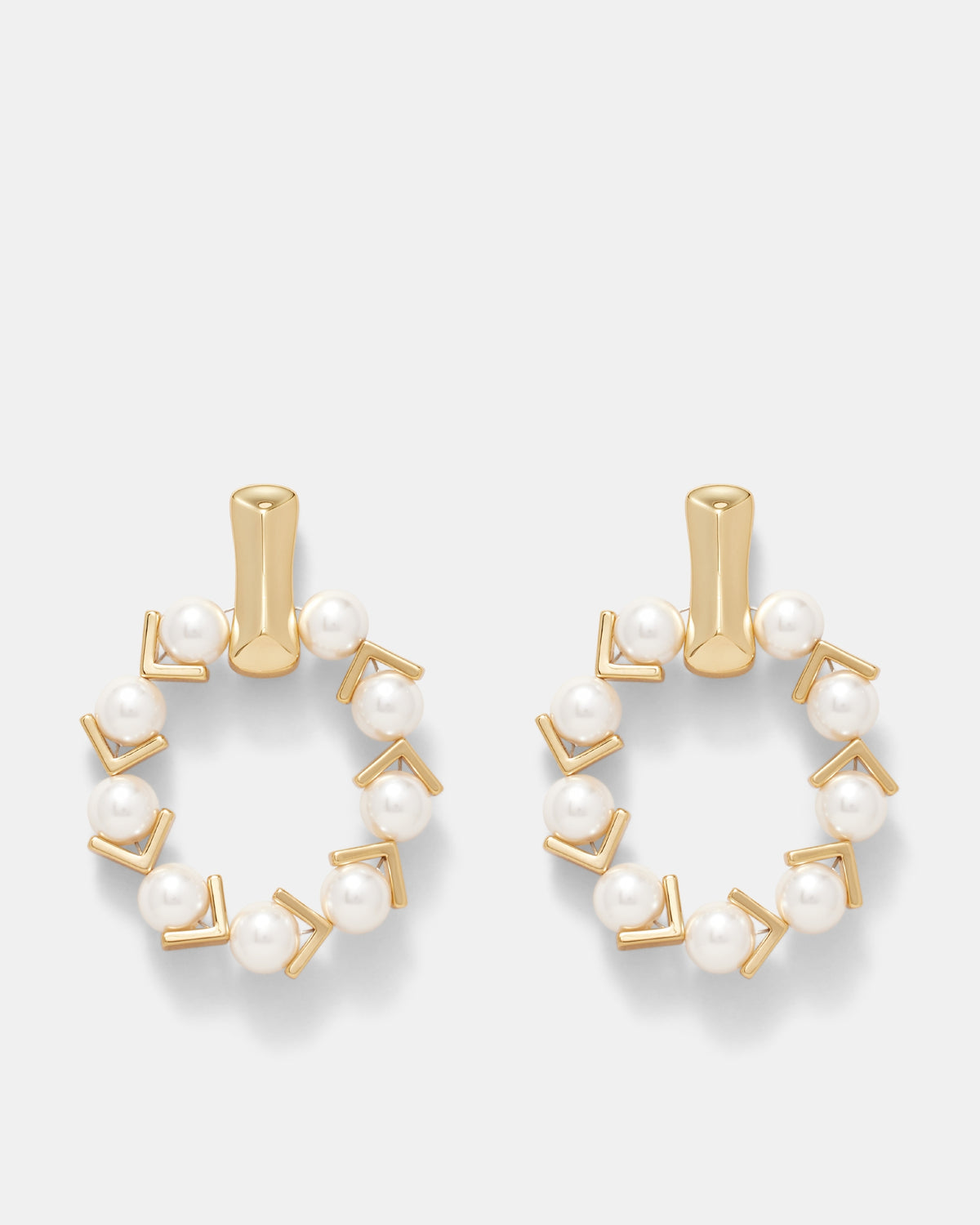 One Way Or Another Drop Earrings - Pearl