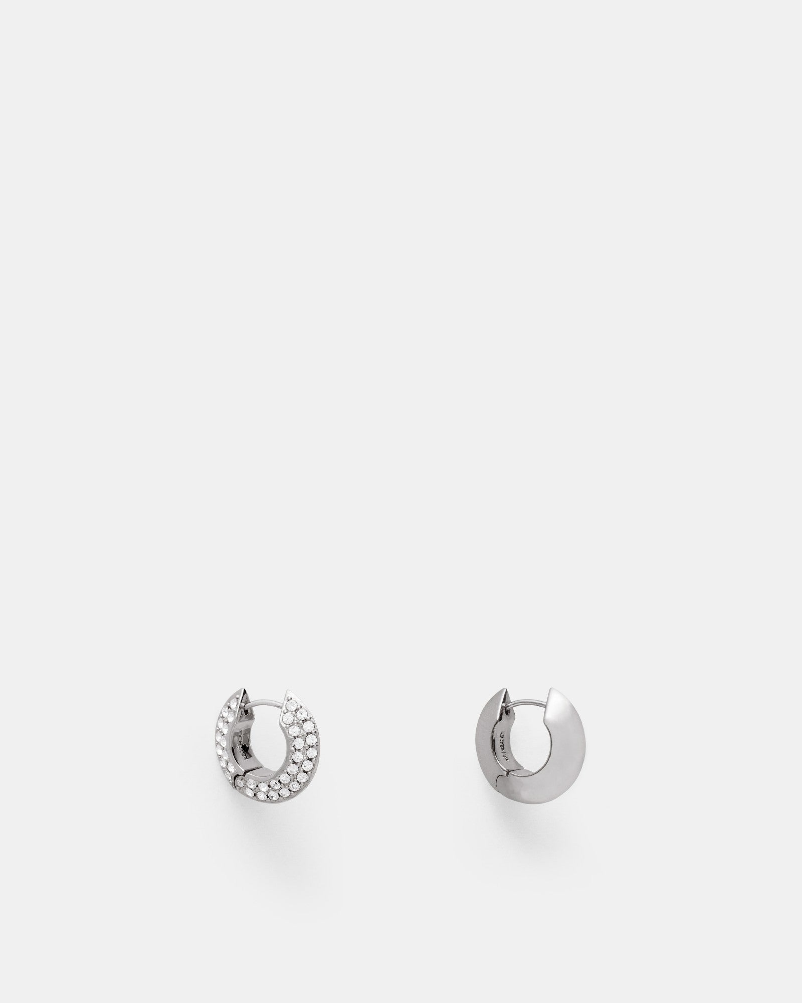 The Edge Hoop Earrings - Silver