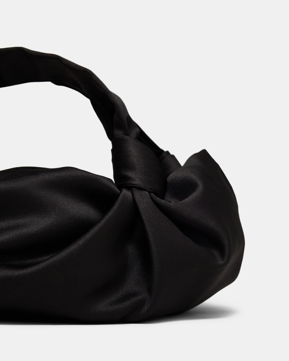 Aura Grab Bag - Black