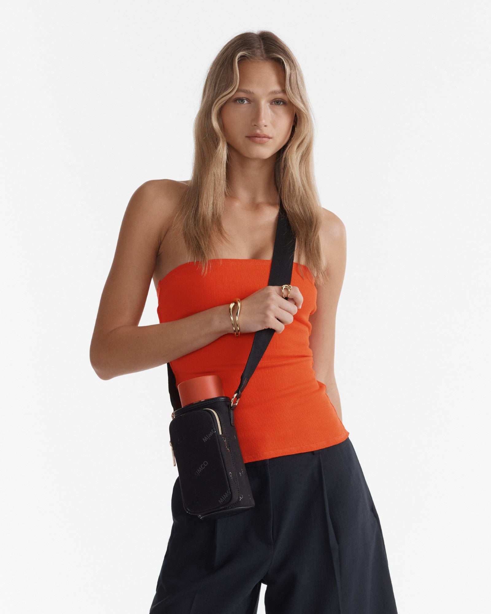 Poolparty Drink Bottle Crossbody Bag - Black