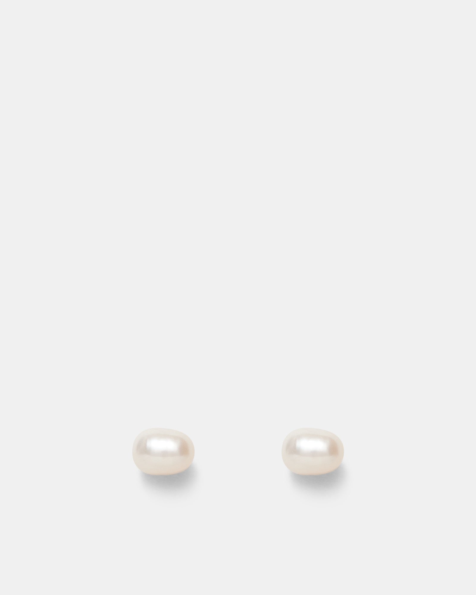 Purete Stud Earrings - Silver