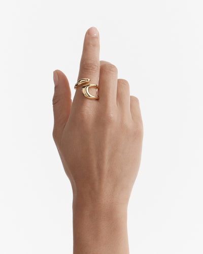 The Podium Twist Ring - Gold