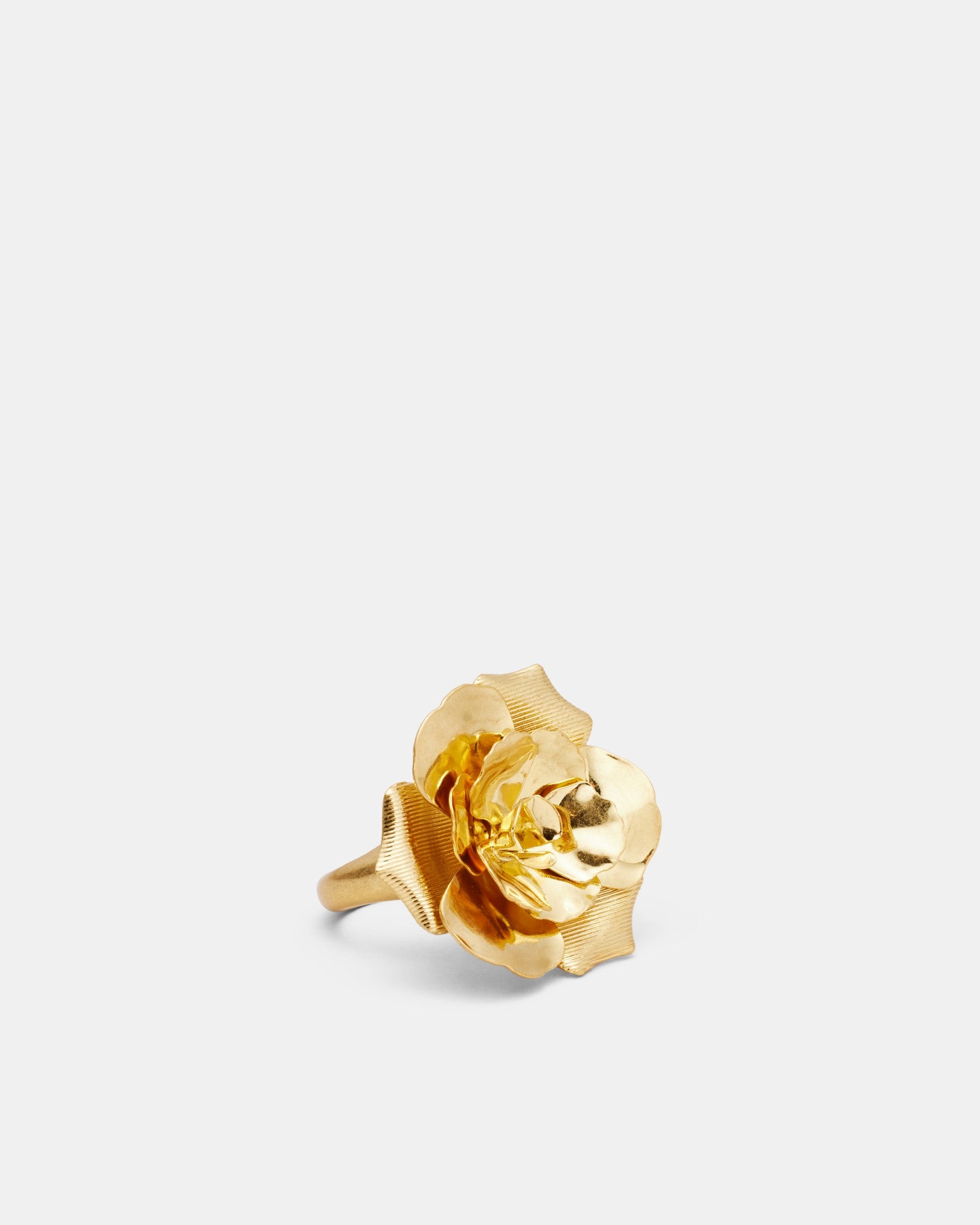 La Vie En Rose Ring - Gold