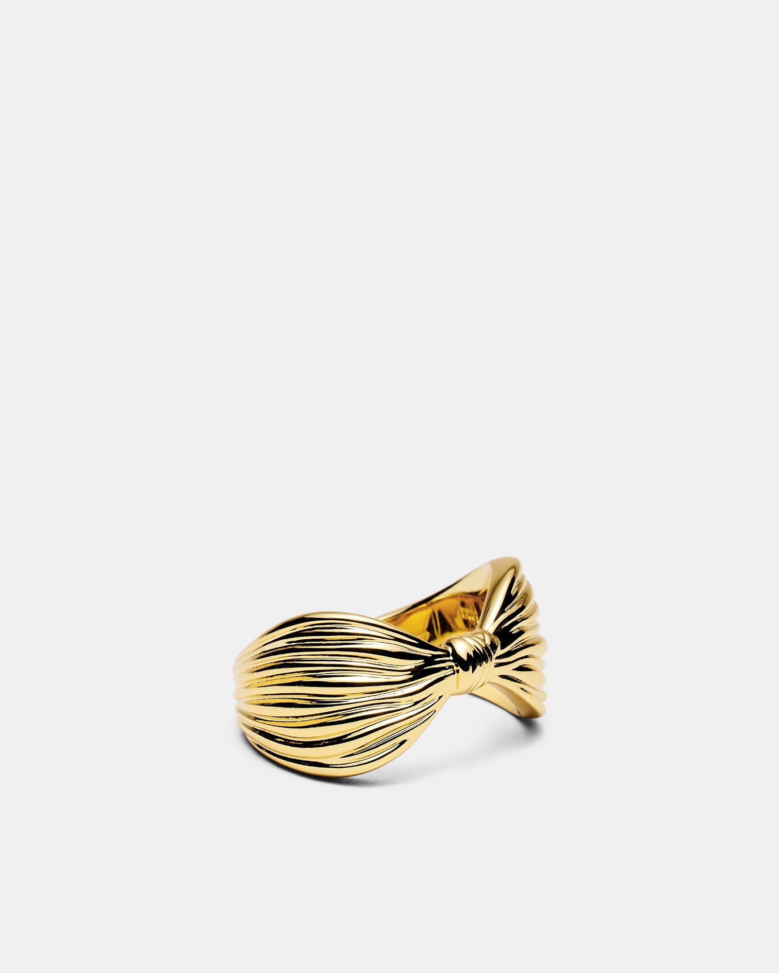 En Pointe Bow Ring - Gold