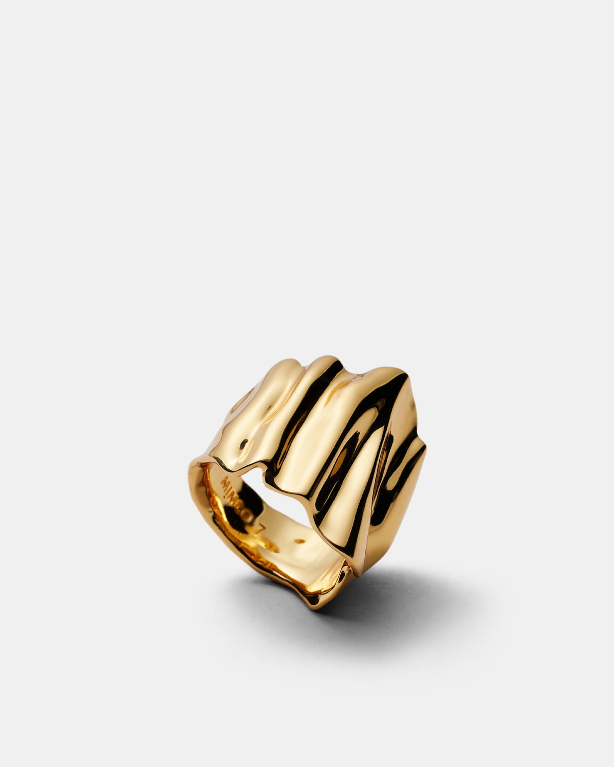 Curtain Call Ring - Gold