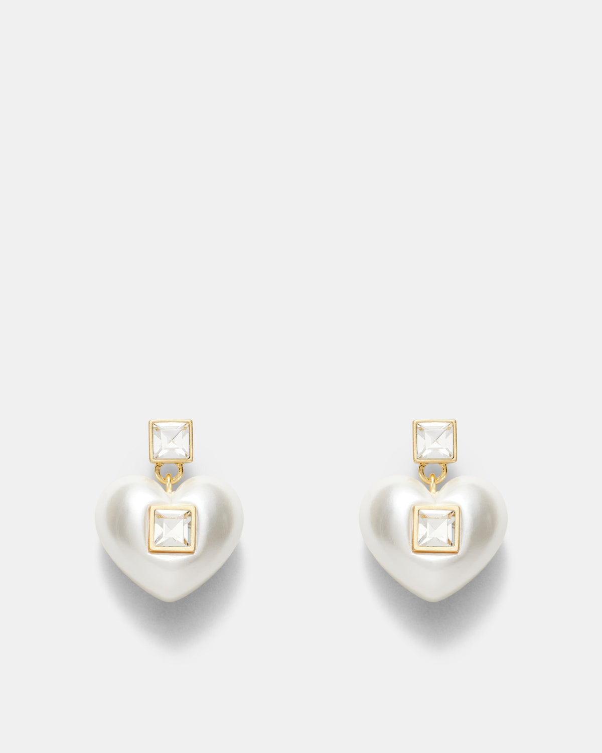 Devotion Heart Earrings - Pearl