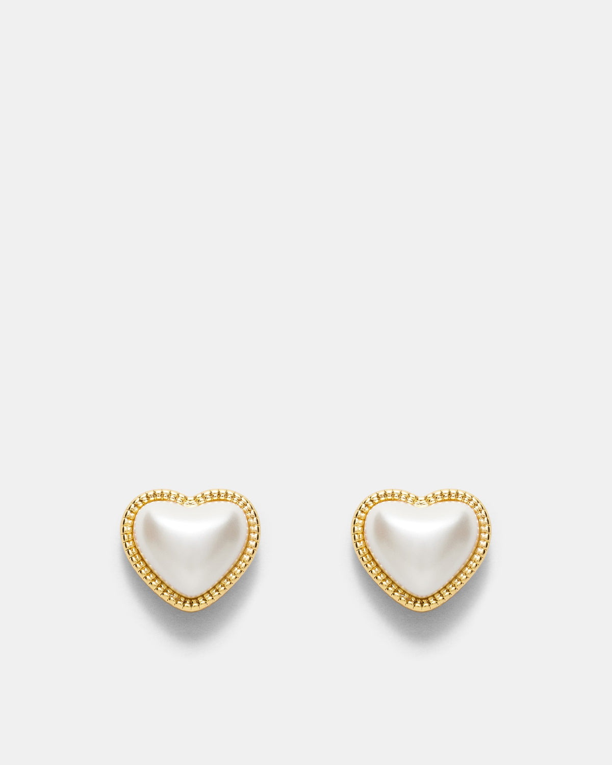 Delightful Stud Earrings - Gold