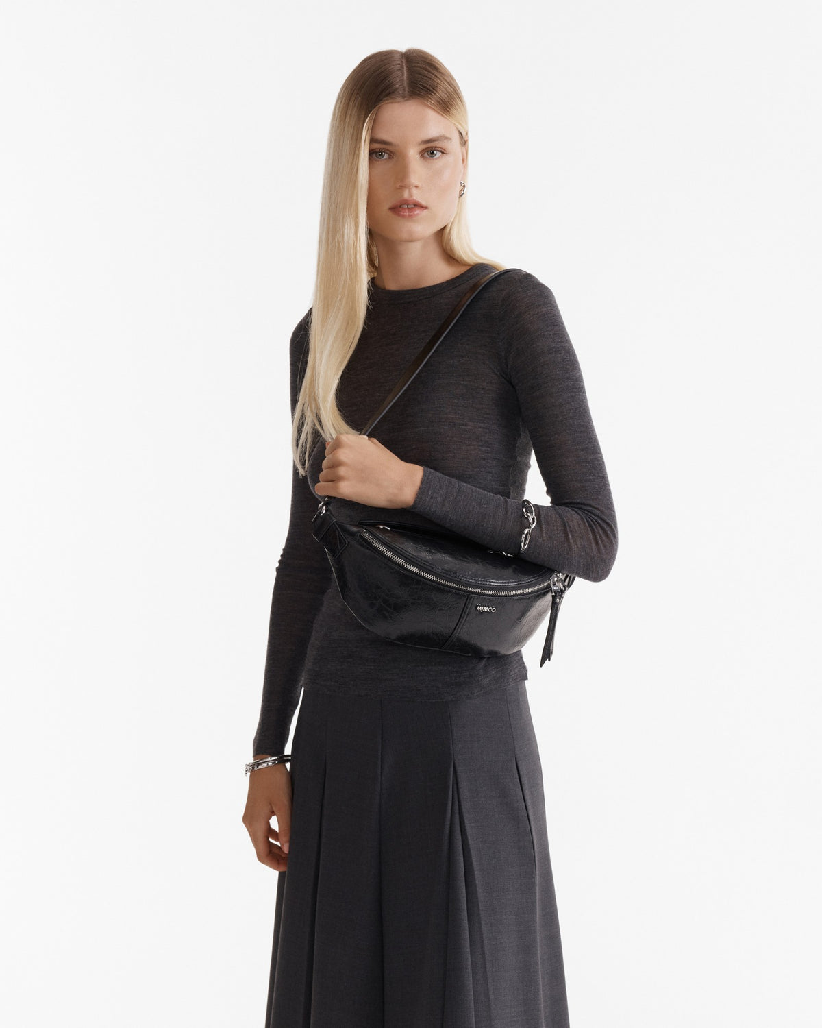 Lens Sling Crossbody Bag - Black