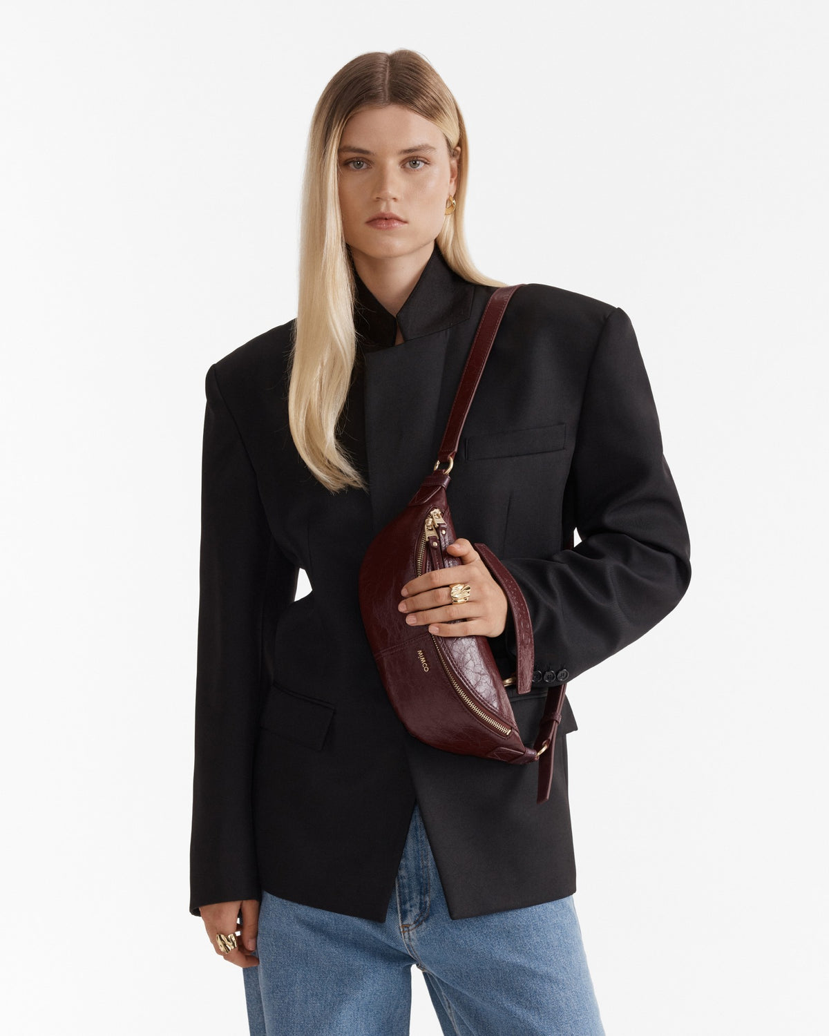 Lens Sling Crossbody Bag - Rouge Noir