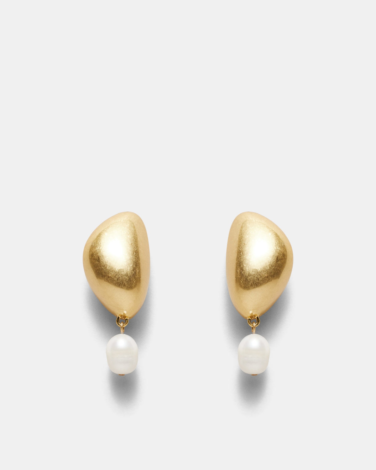 Glorious Pearl Drop Earrings - Gold