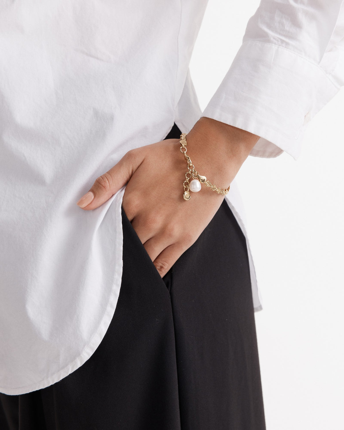Mila Bracelet - Gold