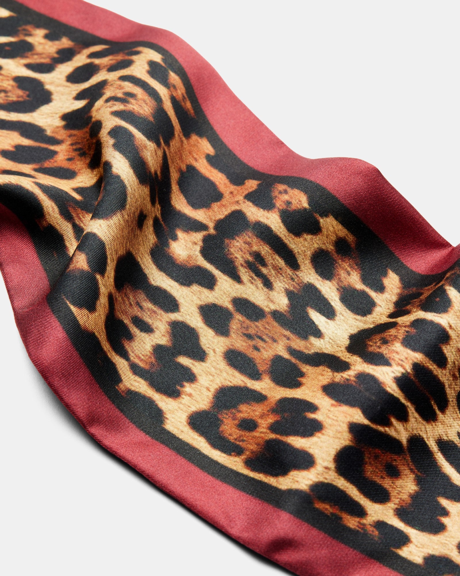 Leopard Thin Scarf - Claret