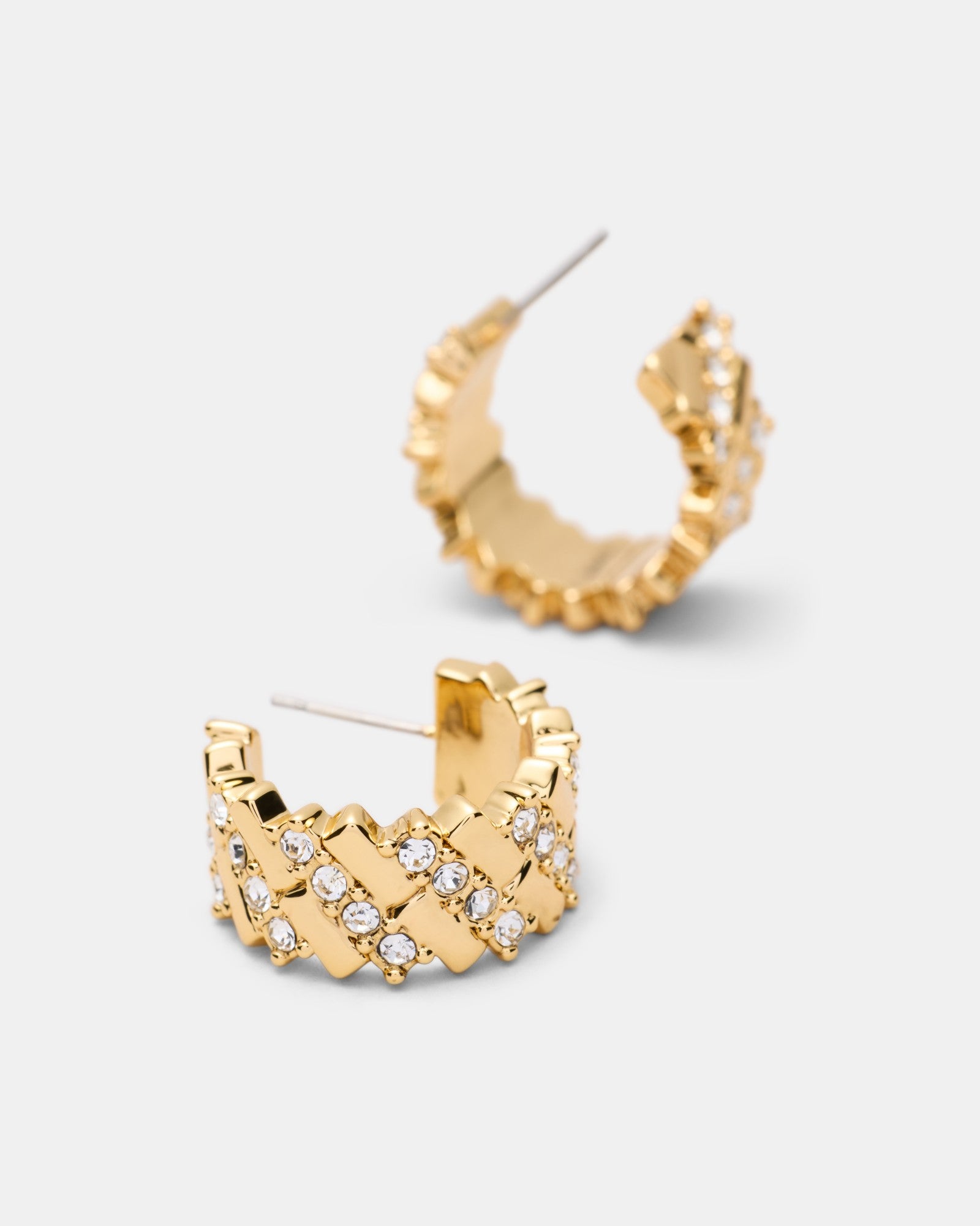 Winked Huggie Hoop Earrings - Gold
