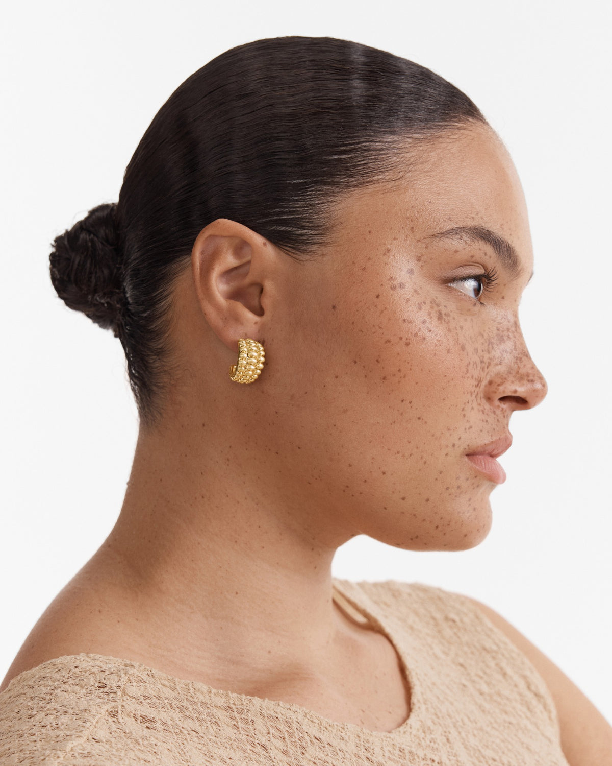 Ultimatum Huggie Hoop Earrings - Gold