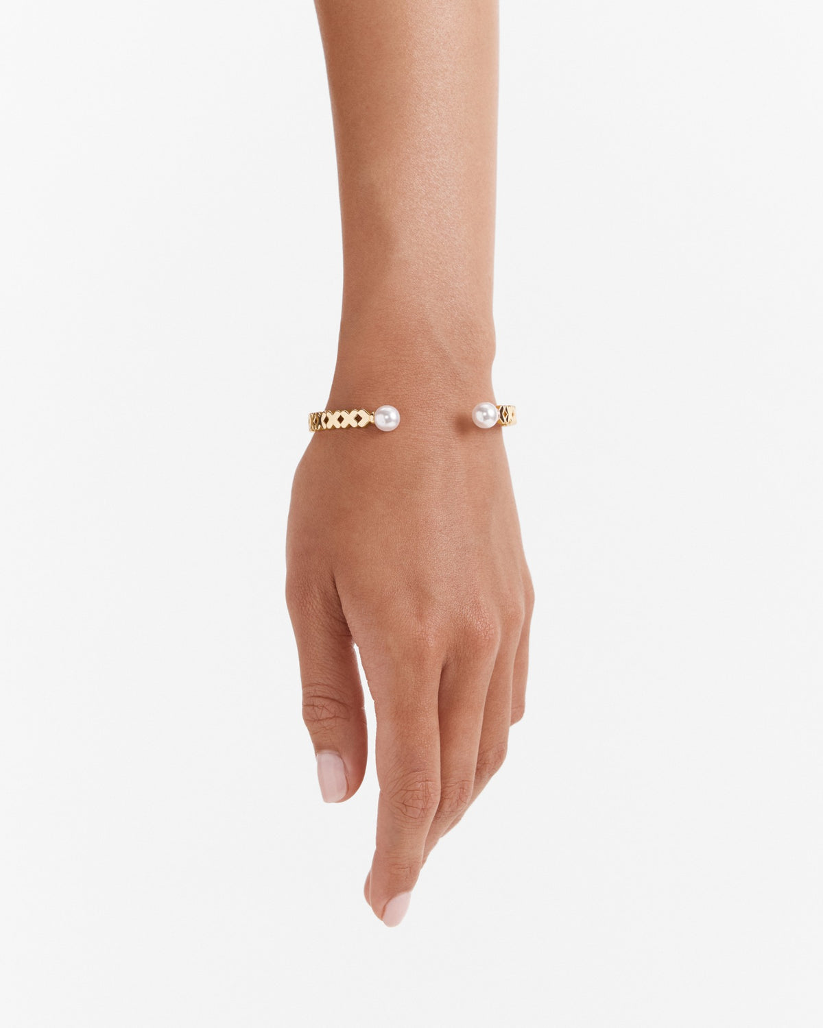 Essense Pearl Cuff Bracelet - Gold