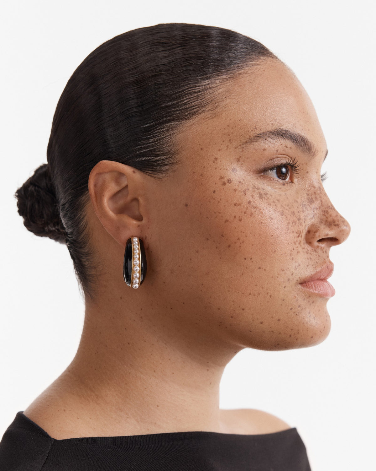 Costal Pearl Hoop Earrings - Black