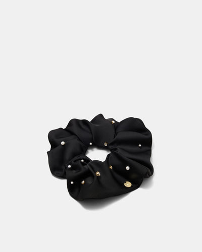 On Fleek Scrunchie - Black