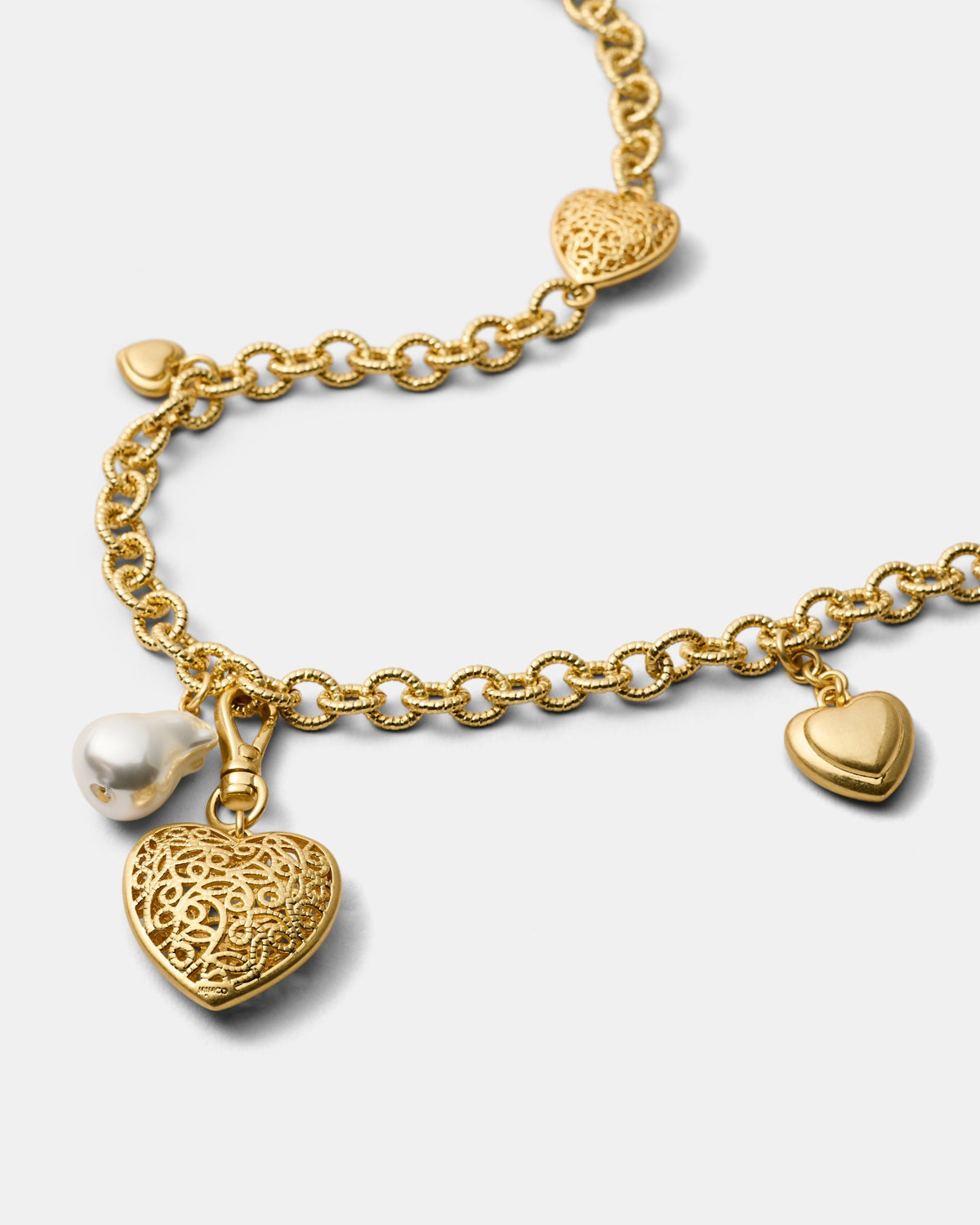 Fond Heart Long Necklace - Gold