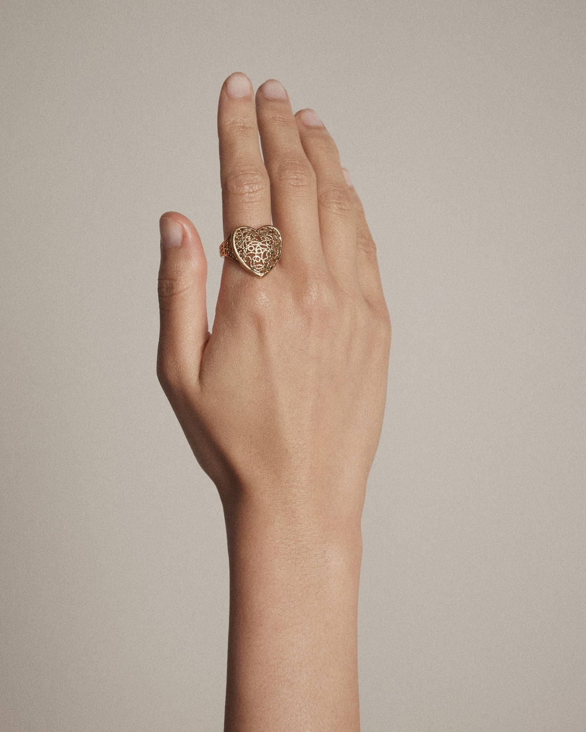 Fond Heart Ring - Gold