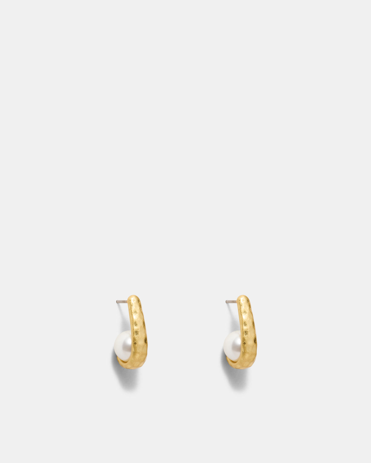Forge Pearl Stud Earrings - Gold