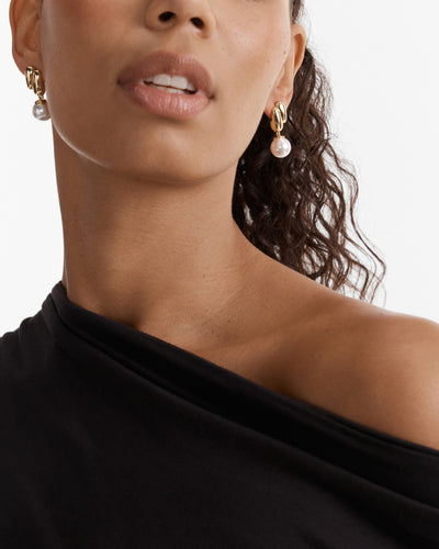 Classique Pearl Drop Earrings - Gold