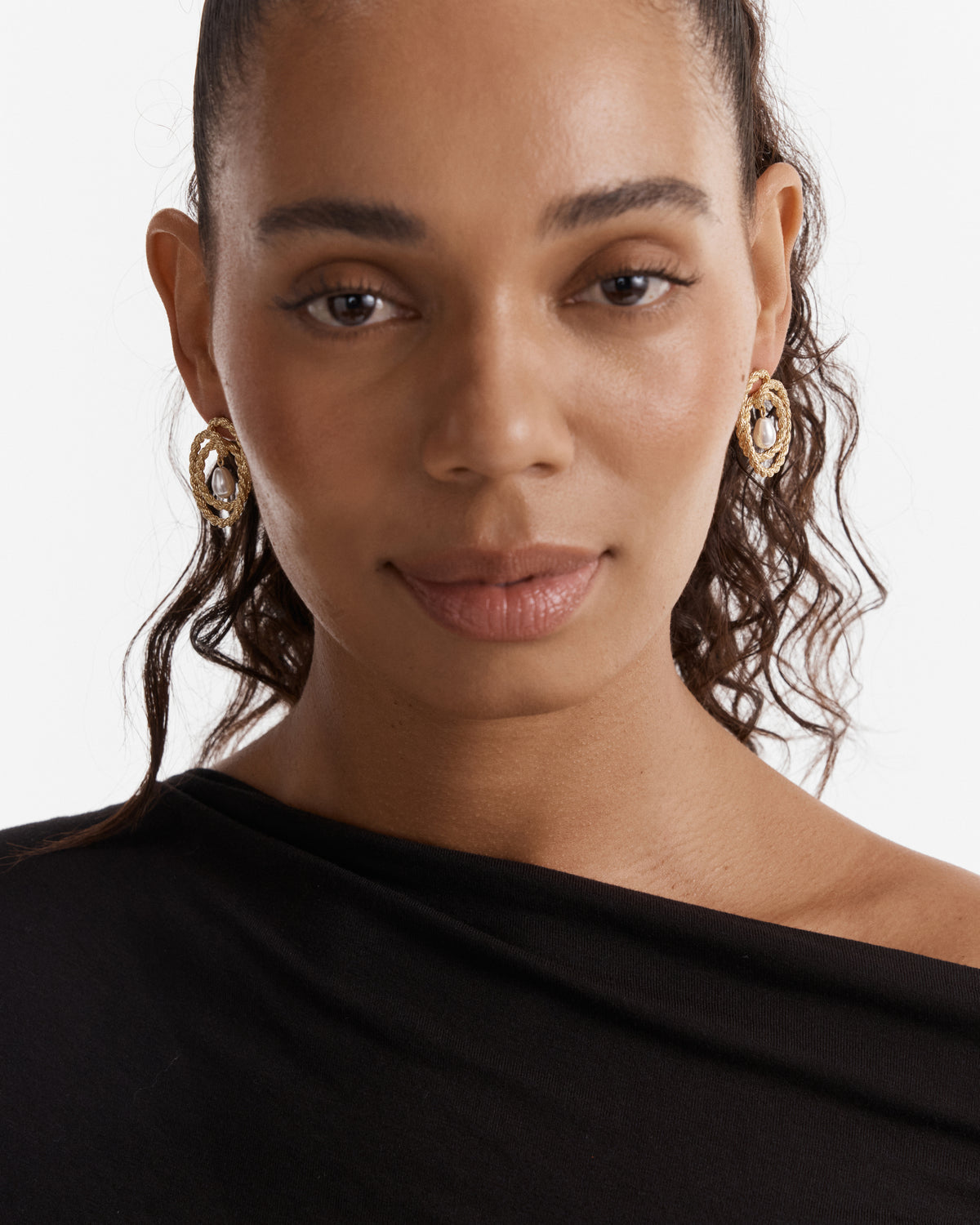 Twine Pearl Stud Earrings - Gold