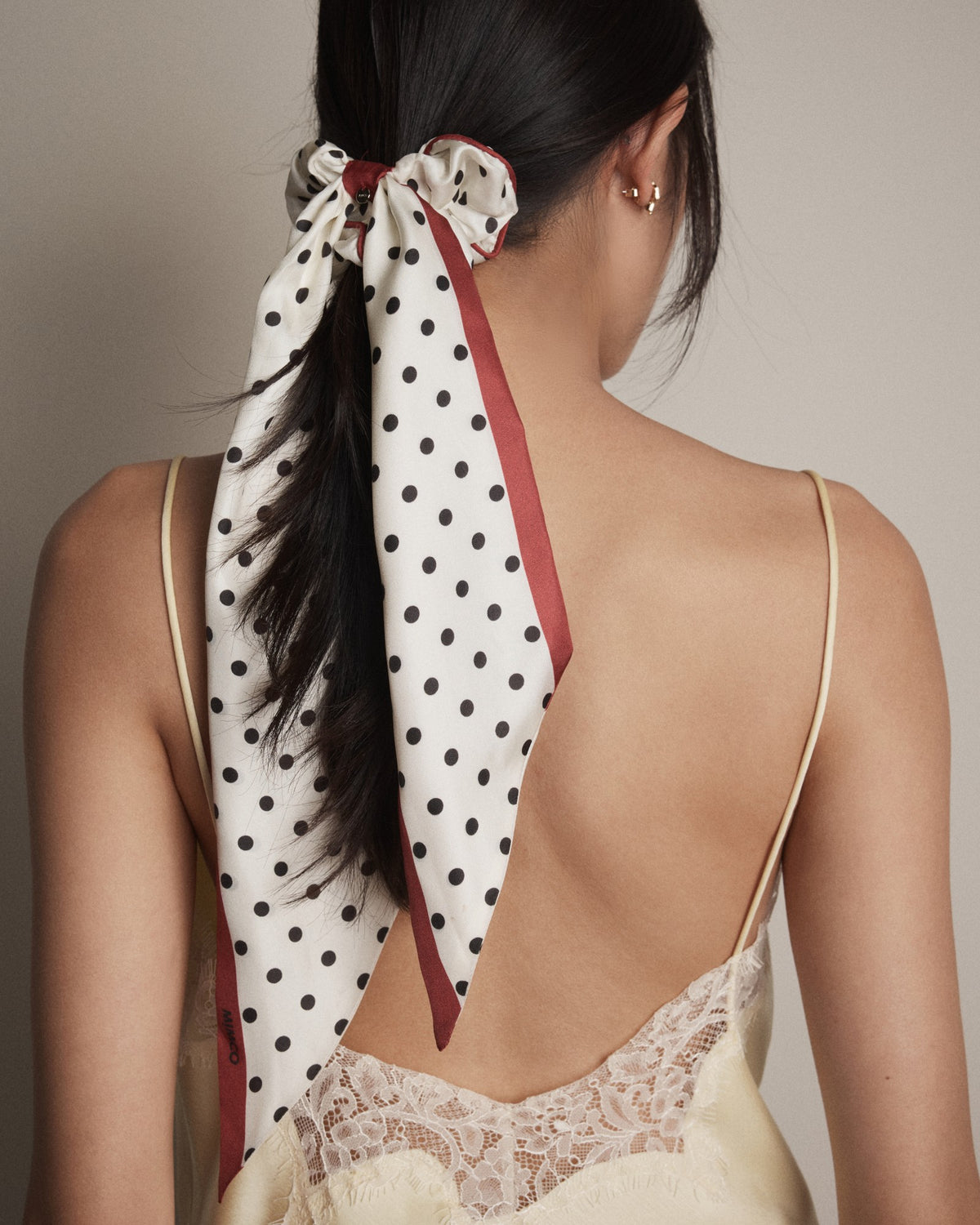 Spotted Scrunchie - Black White