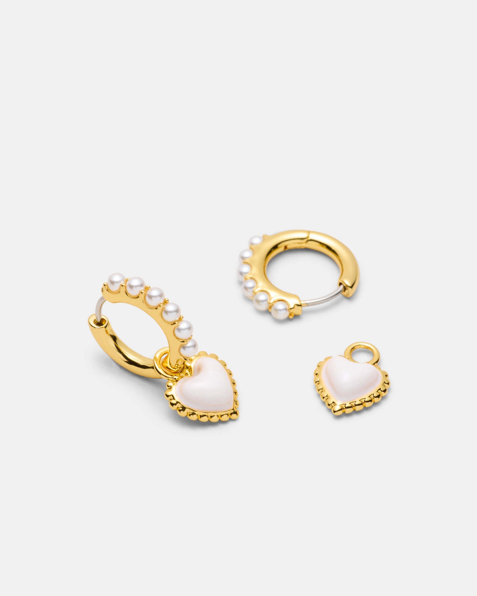 En Pointe Hoop Earrings - Pearl