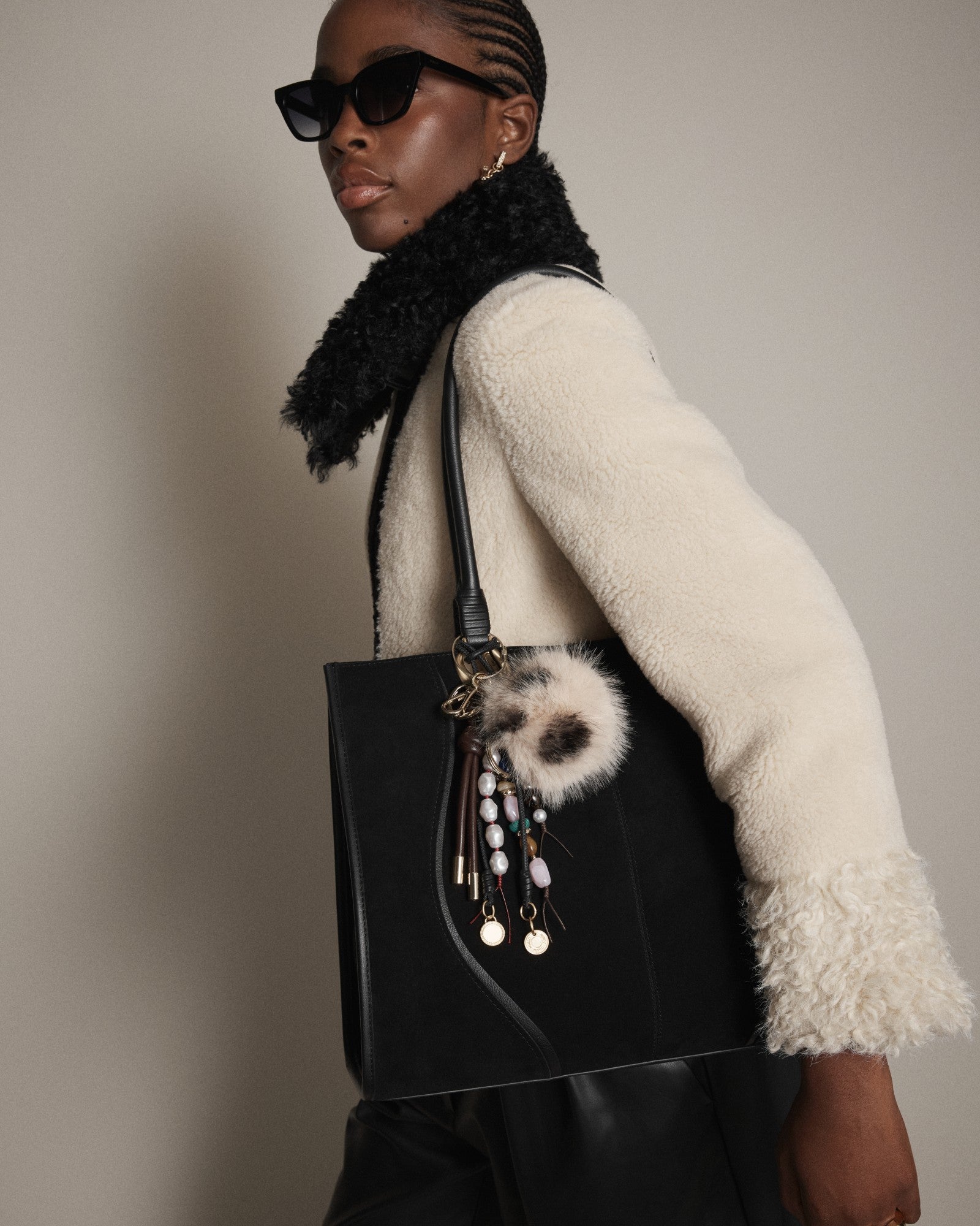Shield Tote Bag - Black