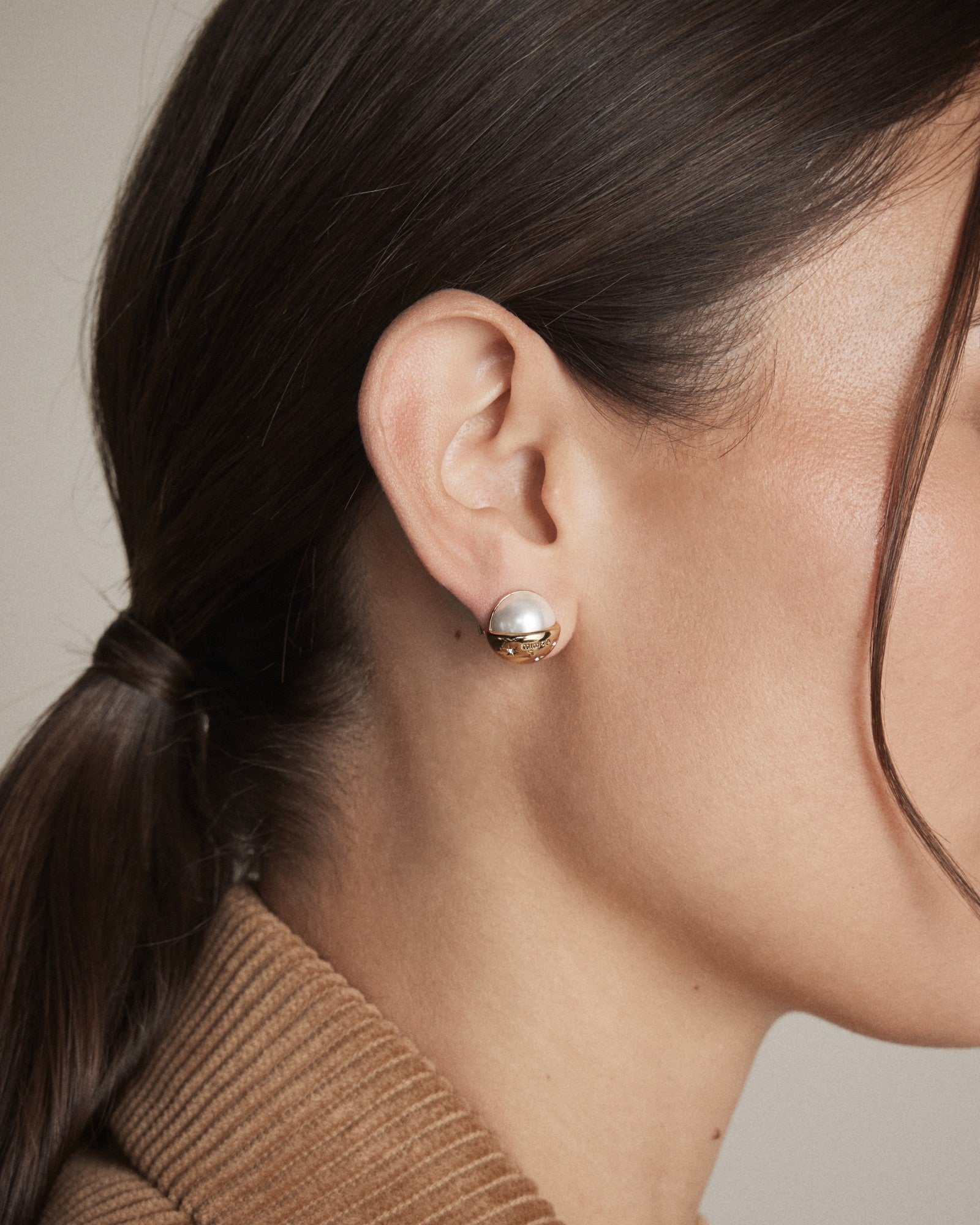 Westlyn Pearl Stud Earrings - Pearl