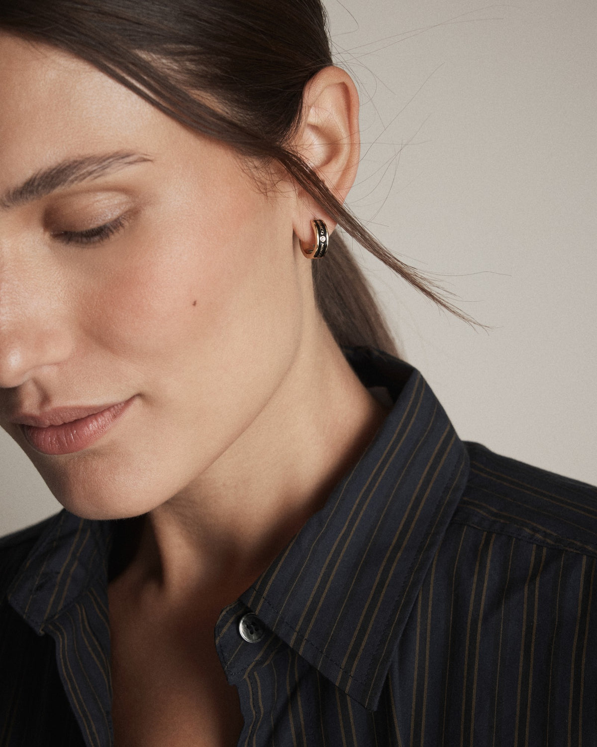Enamour Huggie Earrings - Black